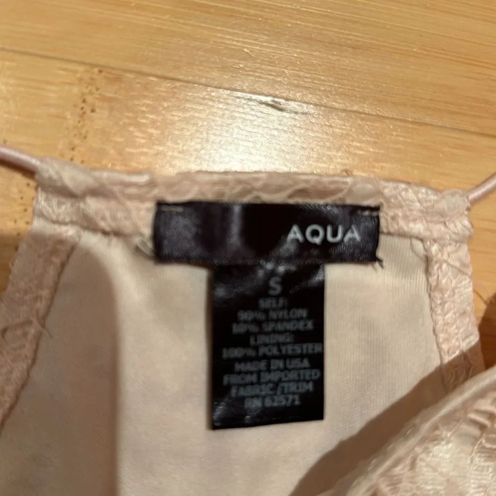 Aqua lace  top - Picture 4 of 4